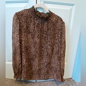 1State long sleeve blouse. Cheetah print. XL Excellent Condition